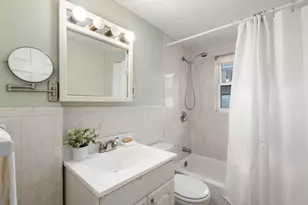 26 Laurel St, Arlington, MA 02476 - Photo 12
