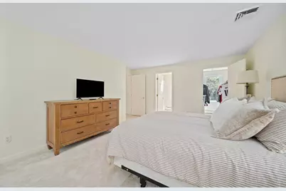 25 Hounds Ditch Ln, Duxbury, MA 02332 - Photo 20
