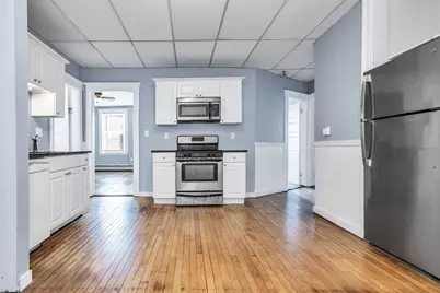 56 Ward St #3B, Salem, MA 01970 - Photo 1
