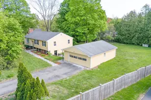31 Elm St, Acton, MA 01720 - Photo 2