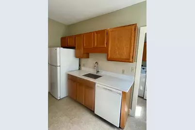 11 Taylor St. #11, Melrose, MA 02176 - Photo 8