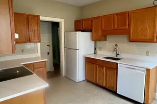11 Taylor St, Melrose, MA 02176 - Photo 10