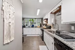 1 Union St, Amesbury, MA 01913 - Photo 6