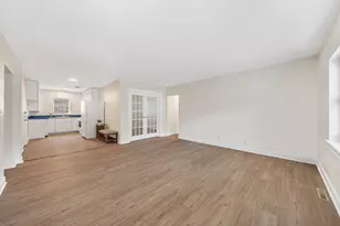198 Lake Shore Rd, Boston, MA 02135 - Photo 4