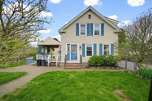 14 Broad St, North Attleboro, MA 02760 - Photo 2