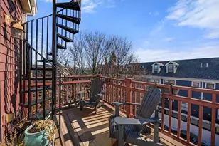 29 Mt Vernon St, Boston, MA 02125 - Photo 16