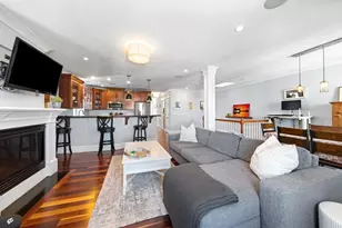 29 Mt Vernon St, Boston, MA 02125 - Photo 6