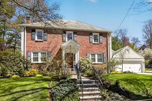 152 Beverly Rd, Brookline, MA 02467 - Photo 1