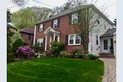 152 Beverly Rd, Brookline, MA 02467 - Photo 32