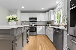 111 Flint Farm Rd, Middleton, MA 01949 - Photo 10