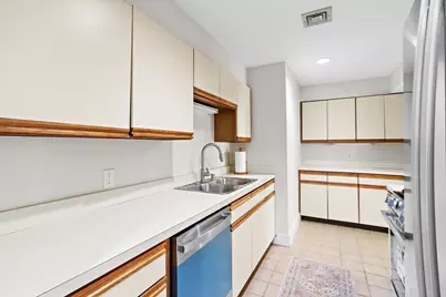 110 Dean St #50, Taunton, MA 02780 - Photo 12
