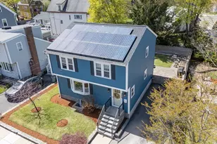 59 Wyvern St, Boston, MA 02131 - Photo 2