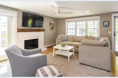 9 Lotus Path, Natick, MA 01760 - Photo 6