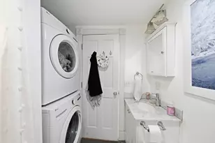 165 Emerson St, Boston, MA 02127 - Photo 16