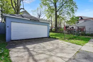13-15 Wigwam Pl, Springfield, MA 01108 - Photo 2