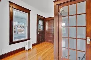 13-15 Wigwam Pl, Springfield, MA 01108 - Photo 16