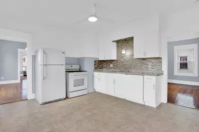 13-15 Wigwam Pl, Springfield, MA 01108 - Photo 10