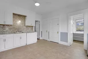 13-15 Wigwam Pl, Springfield, MA 01108 - Photo 8