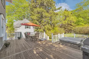 110 Anawan Ave, Boston, MA 02132 - Photo 38