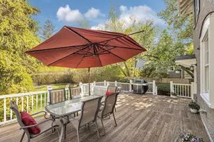110 Anawan Ave, Boston, MA 02132 - Photo 36