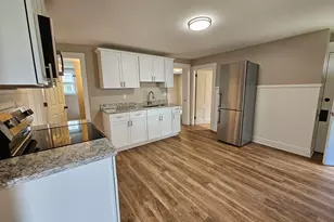 11 W School St, Westfield, MA 01085 - Photo 6