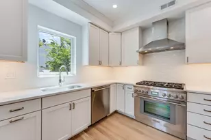 147 W 8th St, Boston, MA 02127 - Photo 6