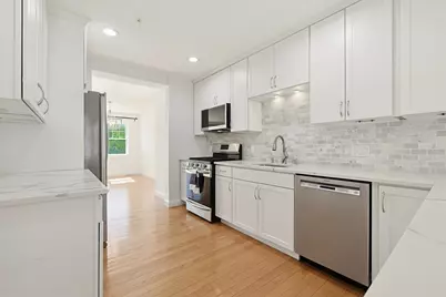 60 Lenox St #12, Norwood, MA 02062 - Photo 8