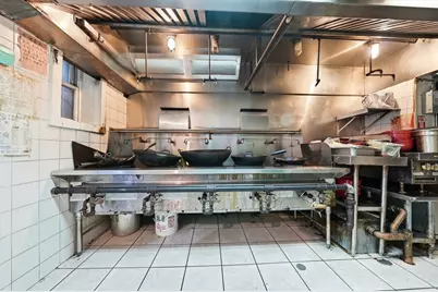 30 Massachusetts Ave, Boston, MA 02115 - Photo 20