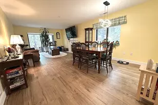 23 Highwood Dr, Franklin, MA 02038 - Photo 2