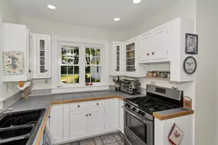 74 Woodbridge St, South Hadley, MA 01075 - Photo 20
