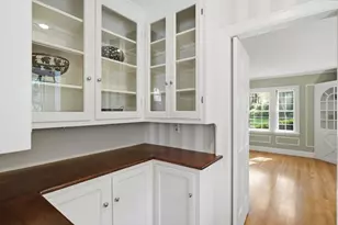 38 Oxford Rd, Longmeadow, MA 01106 - Photo 16