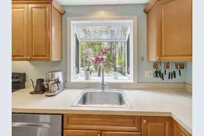 5 Juniper Dr, Mansfield, MA 02048 - Photo 8