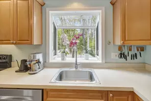 5 Juniper Dr, Mansfield, MA 02048 - Photo 8