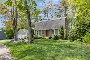 5 Juniper Dr, Mansfield, MA 02048 - Photo 1