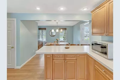 5 Juniper Dr, Mansfield, MA 02048 - Photo 10