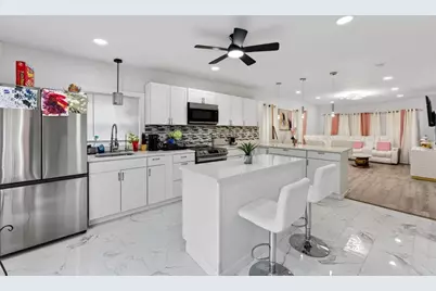 25 Tripoli St, Cranston, RI 02909 - Photo 8