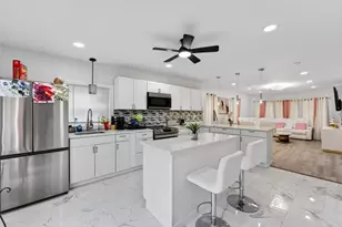 25 Tripoli St, Cranston, RI 02909 - Photo 8