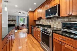 65 Briarcliff Ln, Holliston, MA 01746 - Photo 12