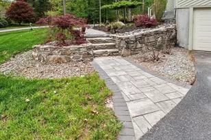 65 Briarcliff Ln, Holliston, MA 01746 - Photo 4