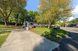 20 Meadowbrook Dr, Easthampton, MA 01027 - Photo 4
