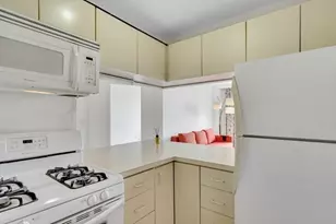 44 Washington St, Brookline, MA 02445 - Photo 6
