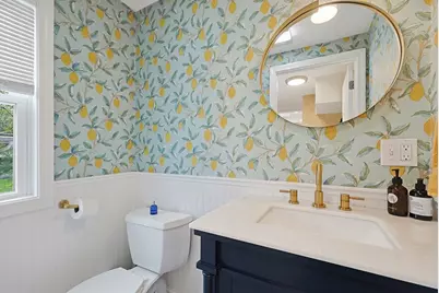 2 Cannon St, Newton, MA 02461 - Photo 16