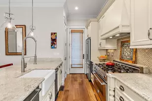 322-324 W Fourth St, Boston, MA 02127 - Photo 6