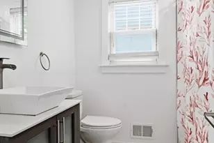 24 Warren Ave, Stoughton, MA 02072 - Photo 10