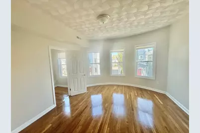 34 School St #2, Everett, MA 02149 - Photo 4