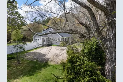 91 North St, Mattapoisett, MA 02739 - Photo 30