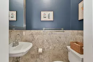 285 Clarendon St, Boston, MA 02116 - Photo 16
