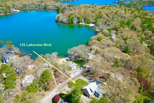 125 Lake View Blvd, Plymouth, MA 02360 - Photo 2