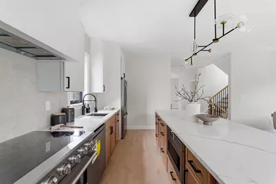 57 Myrtle St, Medford, MA 02155 - Photo 10