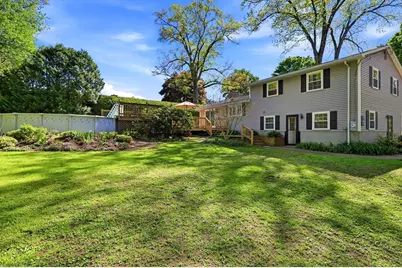 9 Meadowbrook Drive, Hadley, MA 01035 - Photo 6